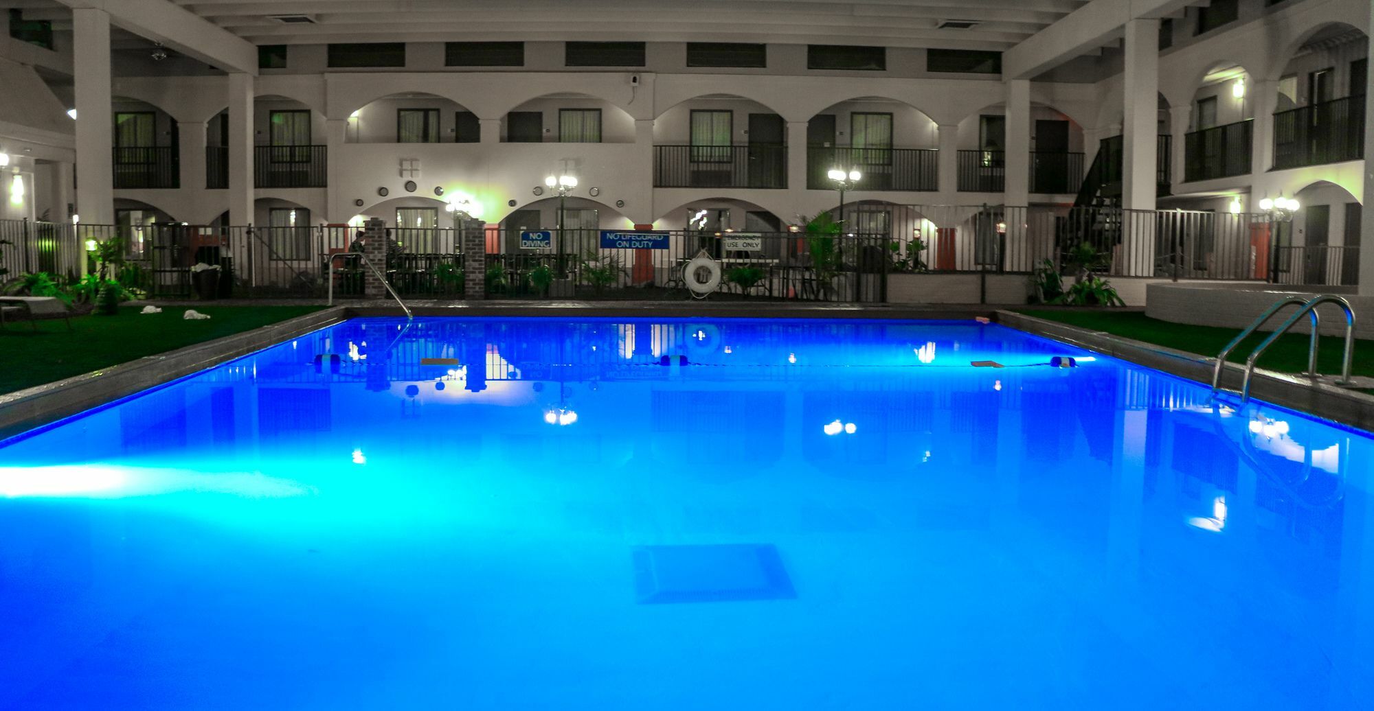 Suite Dreams Hotel Mattoon Zewnętrze zdjęcie